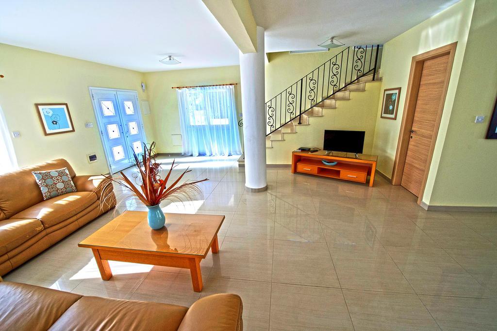 Hara Nissi Beach Villas Ayia Napa Phòng bức ảnh