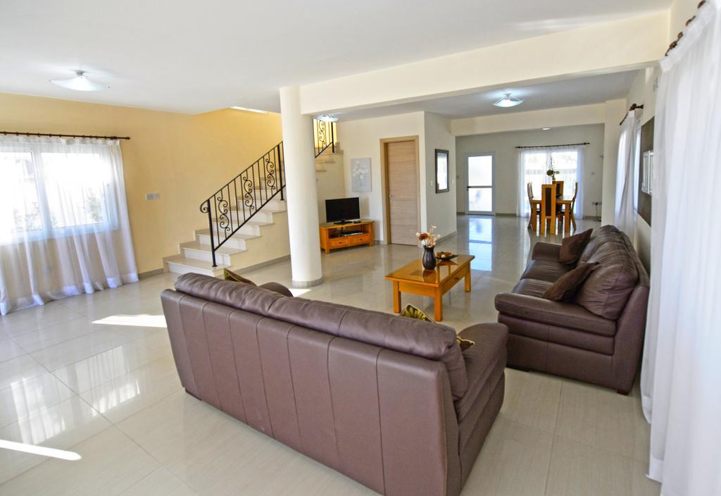 Hara Nissi Beach Villas Ayia Napa Ngoại thất bức ảnh